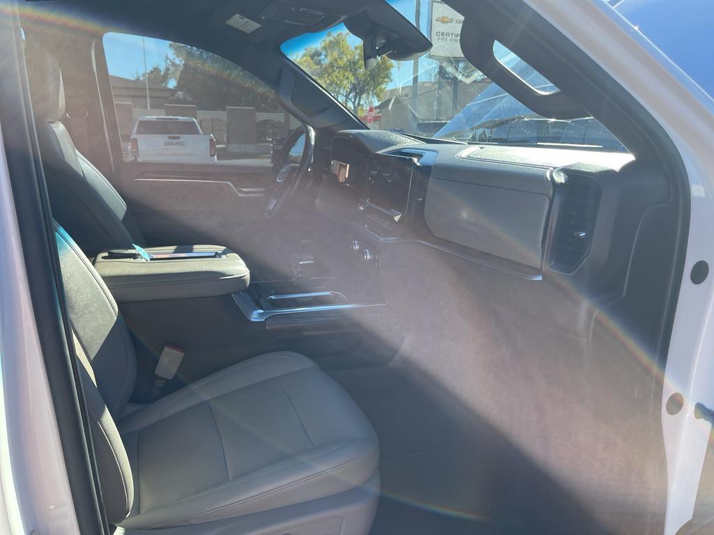 used 2022 GMC Sierra 1500 car, priced at $45,594