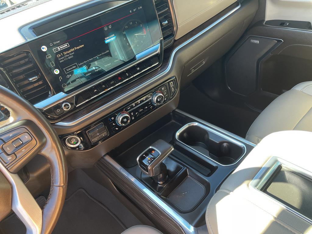 used 2022 GMC Sierra 1500 car, priced at $45,594