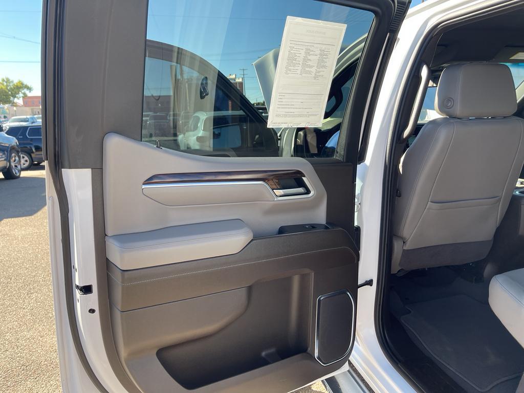 used 2022 GMC Sierra 1500 car, priced at $45,594