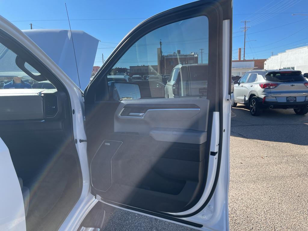 used 2022 GMC Sierra 1500 car, priced at $45,594