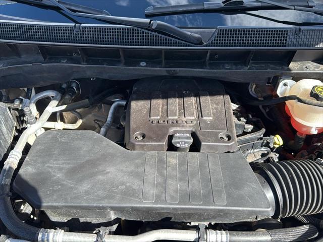 used 2022 Chevrolet Silverado 1500 car, priced at $35,594