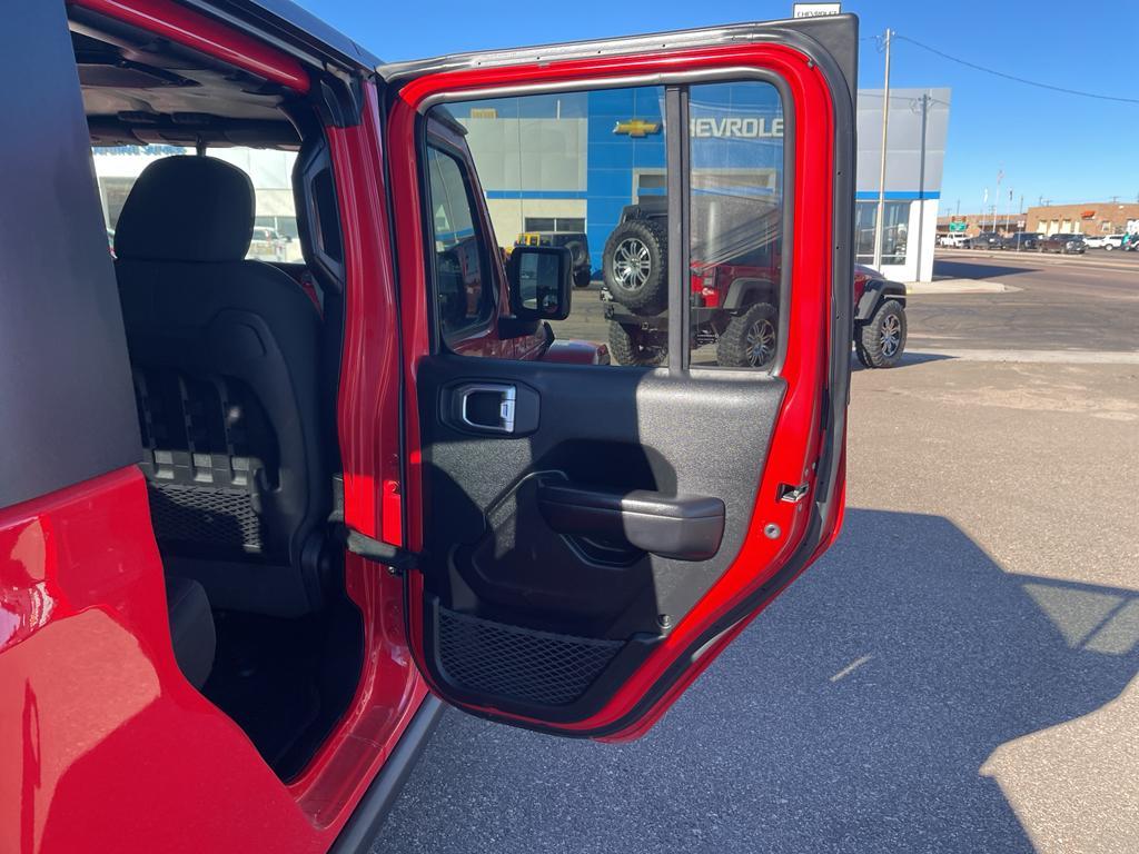 used 2021 Jeep Gladiator car, priced at $40,499