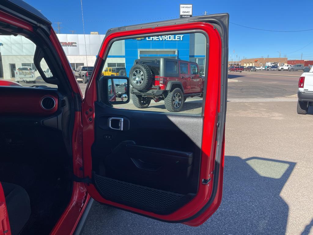 used 2021 Jeep Gladiator car, priced at $40,499
