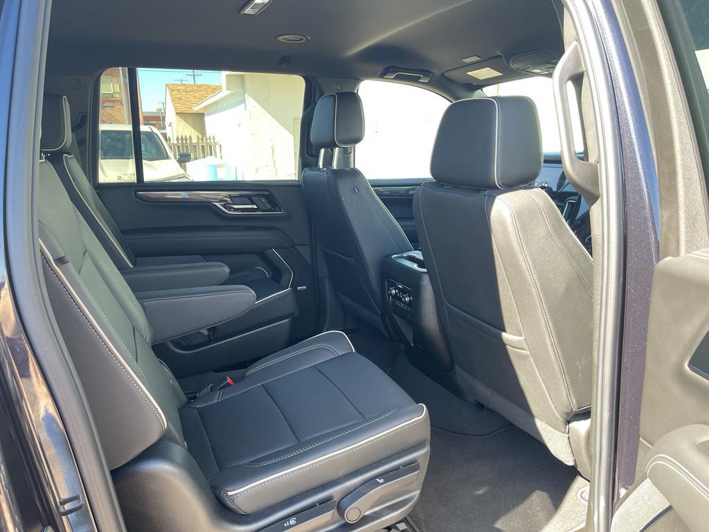 new 2025 GMC Yukon XL car, priced at $76,510