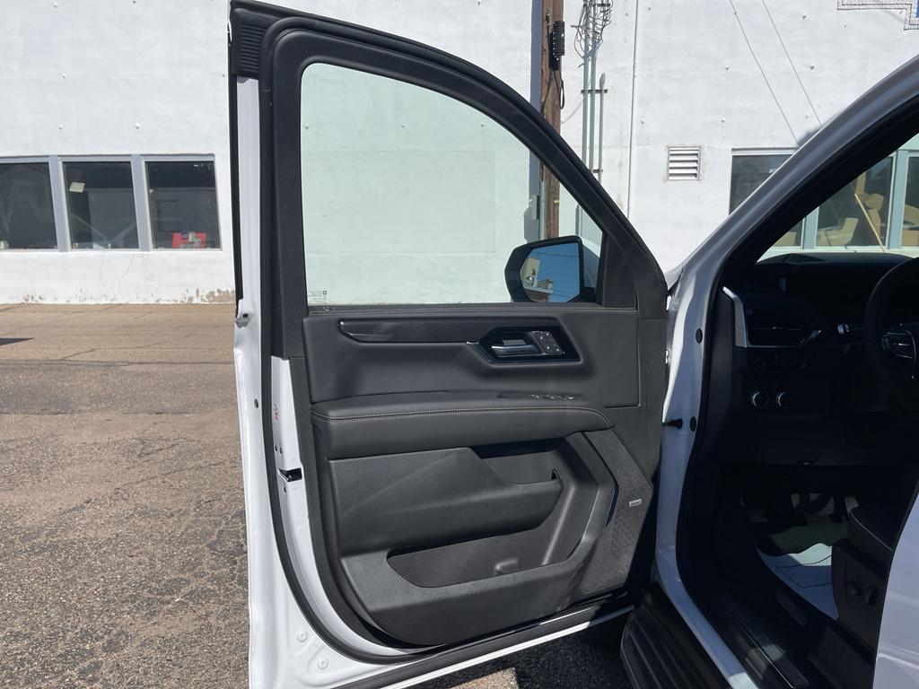 new 2025 GMC Yukon XL car, priced at $81,430