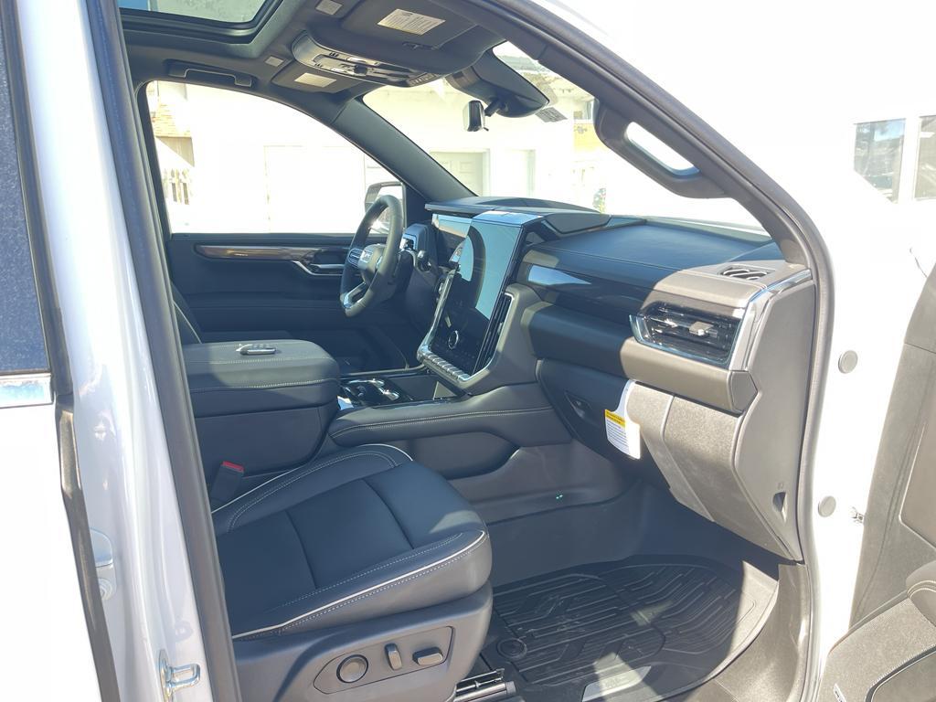 new 2025 GMC Yukon XL car, priced at $81,430