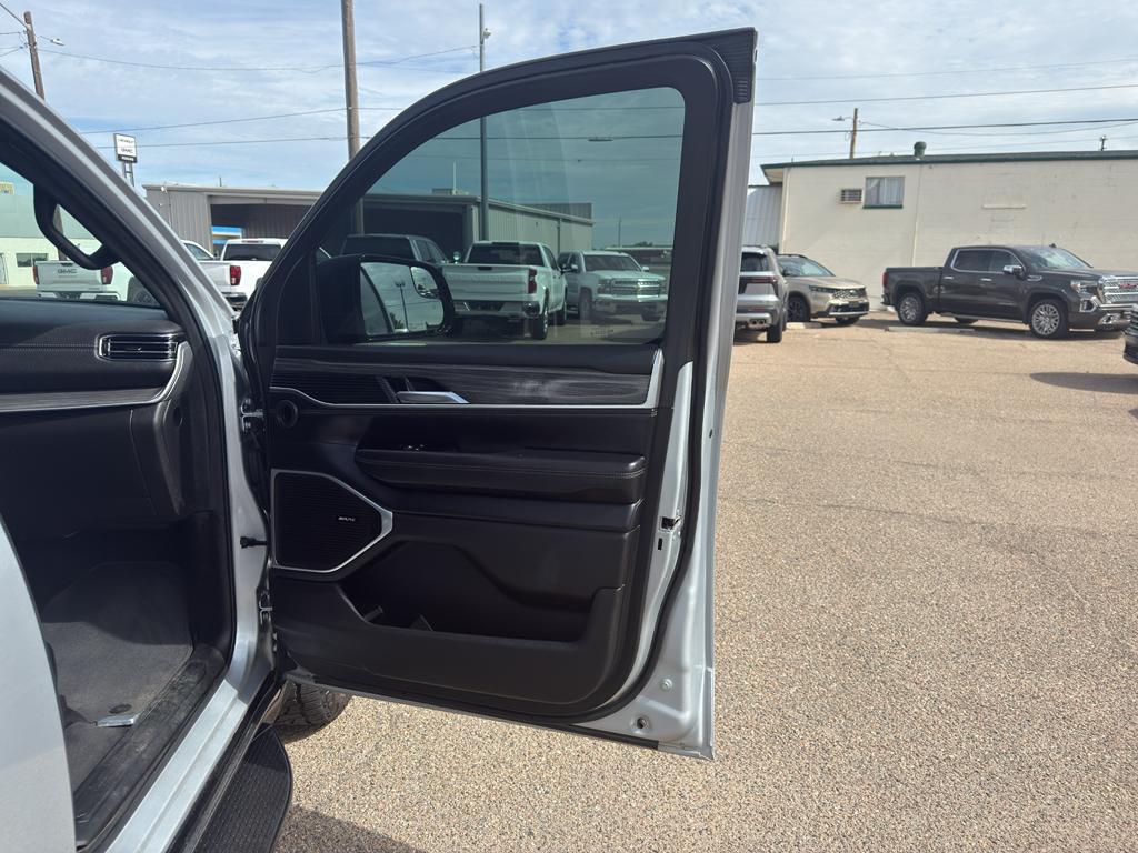 used 2023 Jeep Wagoneer car, priced at $55,999