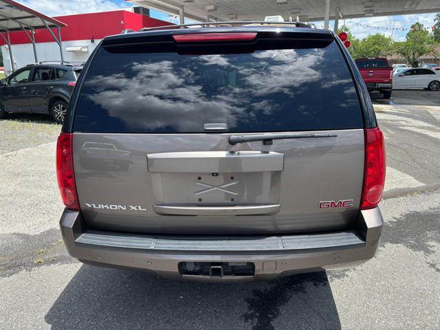 used 2013 GMC Yukon XL car, priced at $12,900