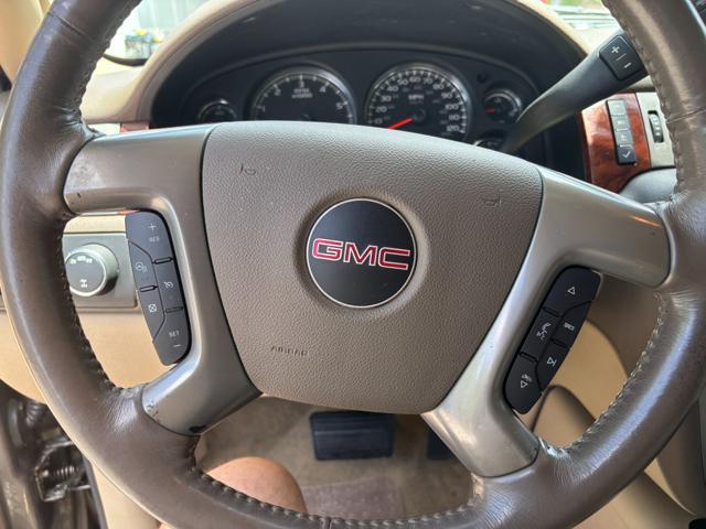used 2013 GMC Yukon XL car, priced at $12,900