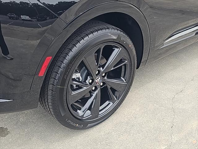 new 2025 Buick Envision car, priced at $42,235