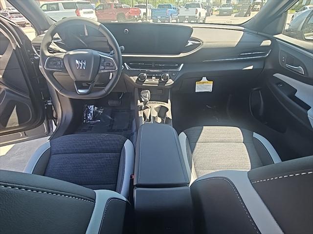 new 2025 Buick Envista car, priced at $26,085