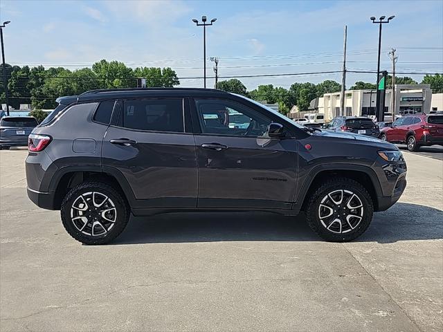 used 2024 Jeep Compass car, priced at $29,190