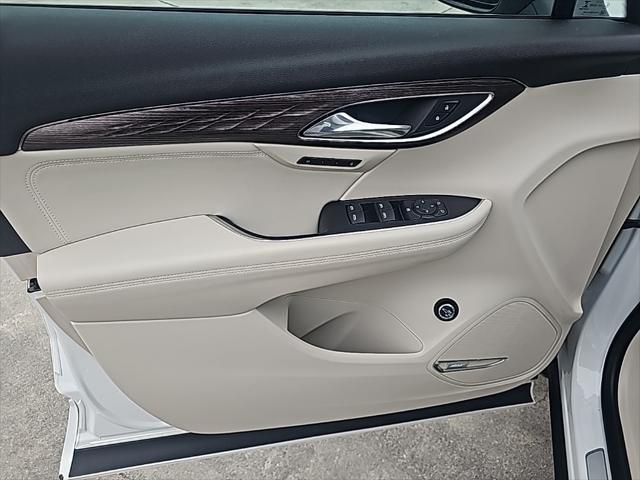 used 2021 Buick Envision car, priced at $25,000