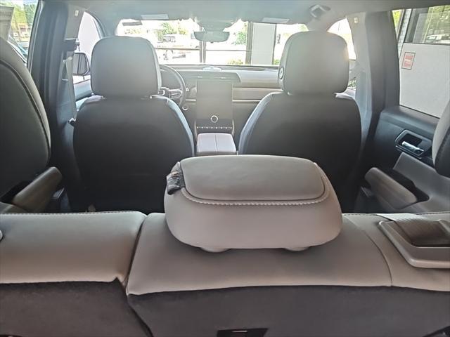 new 2025 GMC Terrain car, priced at $39,120