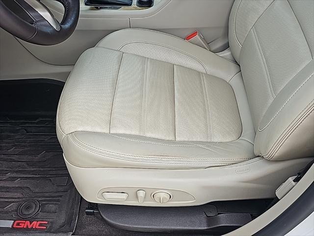 used 2017 GMC Acadia car, priced at $14,050