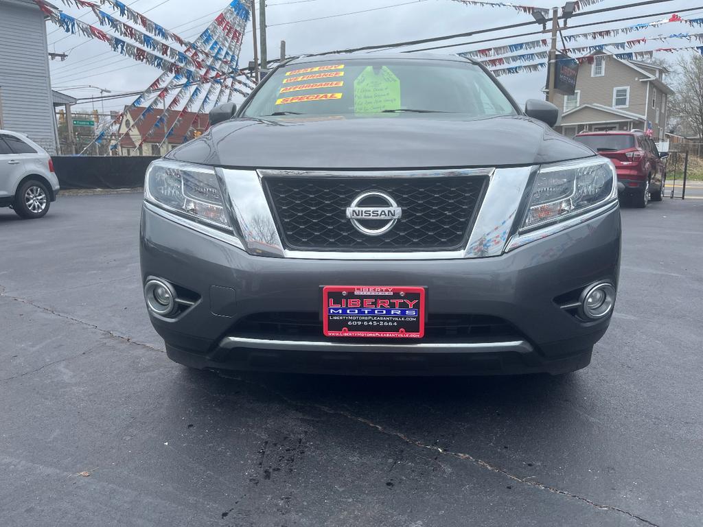 used 2015 Nissan Pathfinder car, priced at $9,999