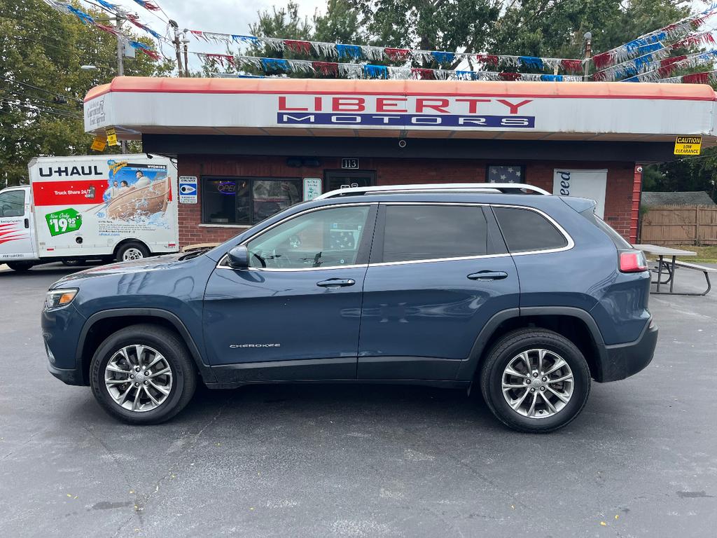 used 2019 Jeep Cherokee car, priced at $14,995