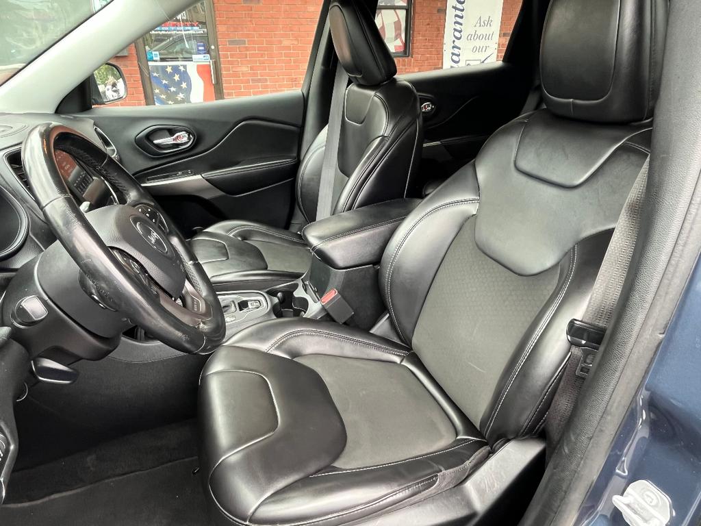 used 2019 Jeep Cherokee car, priced at $14,995