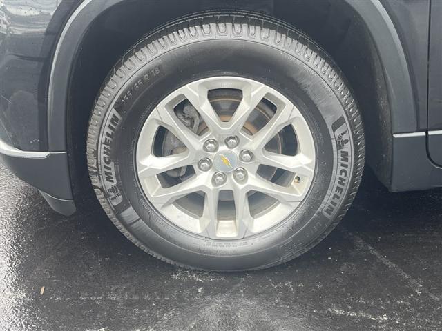 used 2019 Chevrolet Traverse car, priced at $14,995