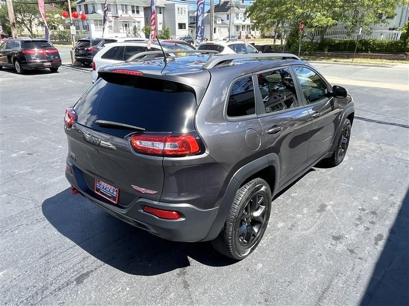 used 2015 Jeep Cherokee car, priced at $13,995