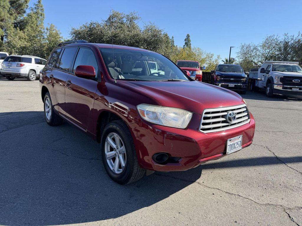 used 2009 Toyota Highlander car, priced at $10,000