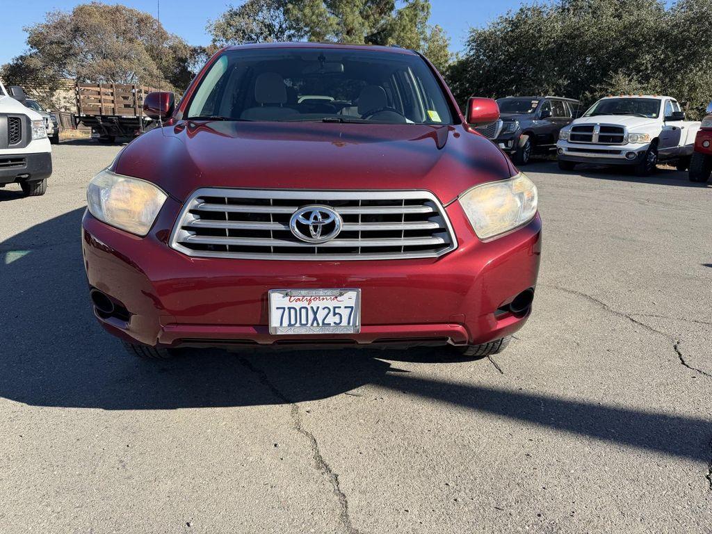 used 2009 Toyota Highlander car, priced at $10,000