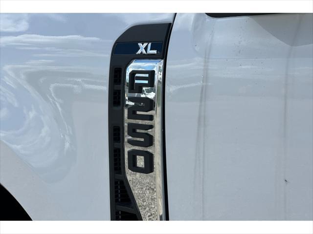 new 2024 Ford F-250 car, priced at $65,816