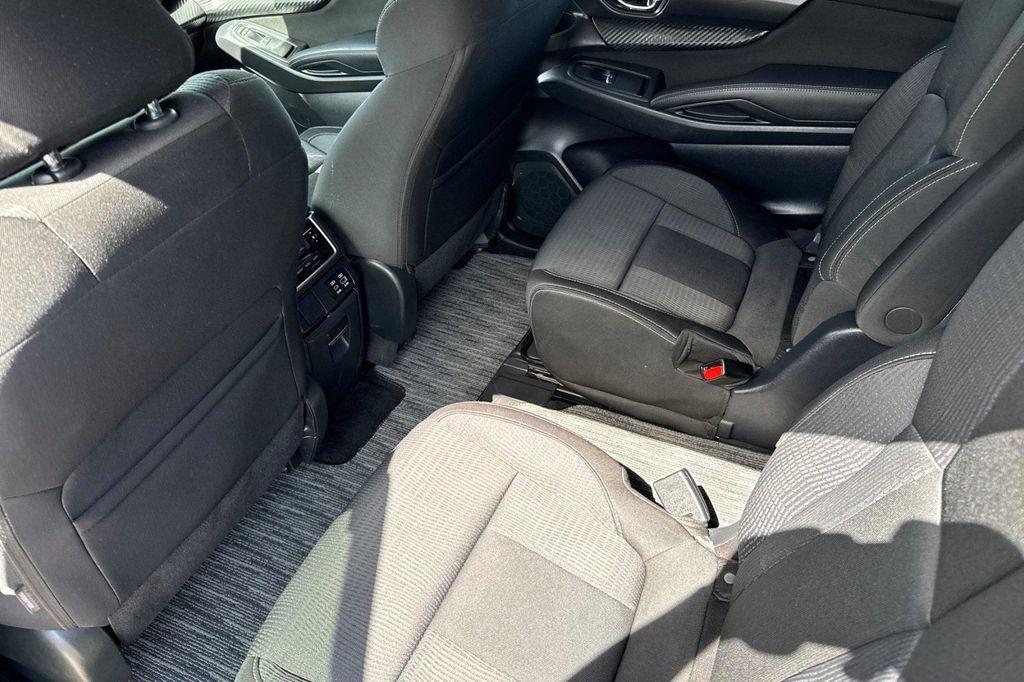 used 2024 Subaru Ascent car, priced at $30,550