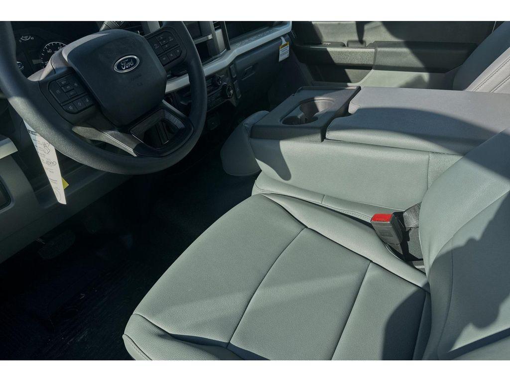new 2023 Ford F-450 car, priced at $78,034
