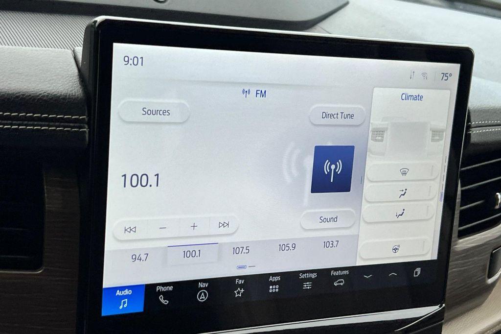 used 2023 Ford Expedition car, priced at $46,000