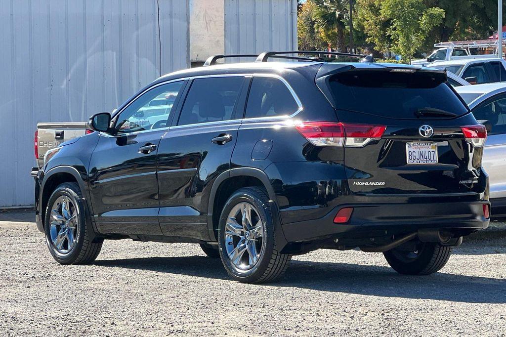 used 2018 Toyota Highlander car, priced at $27,000