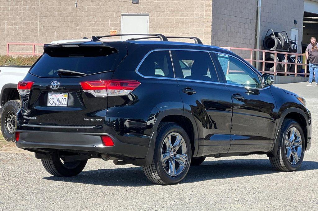 used 2018 Toyota Highlander car, priced at $27,000