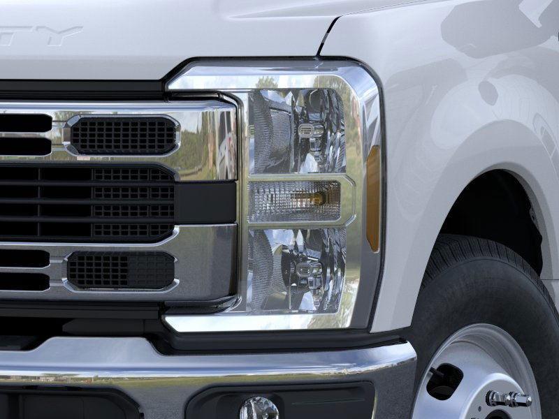 new 2025 Ford F-350 car, priced at $81,485