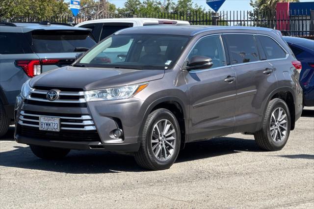 used 2019 Toyota Highlander car, priced at $29,500