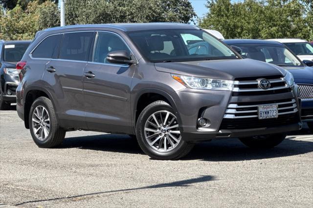 used 2019 Toyota Highlander car, priced at $29,500
