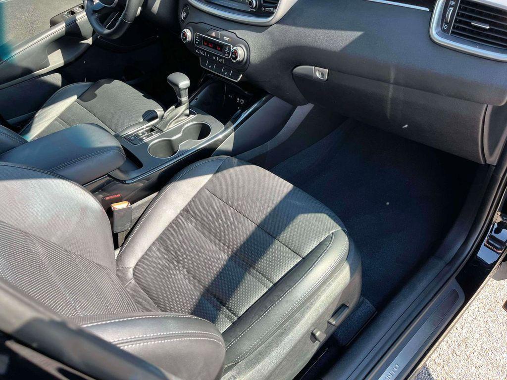 used 2020 Kia Sorento car, priced at $21,486
