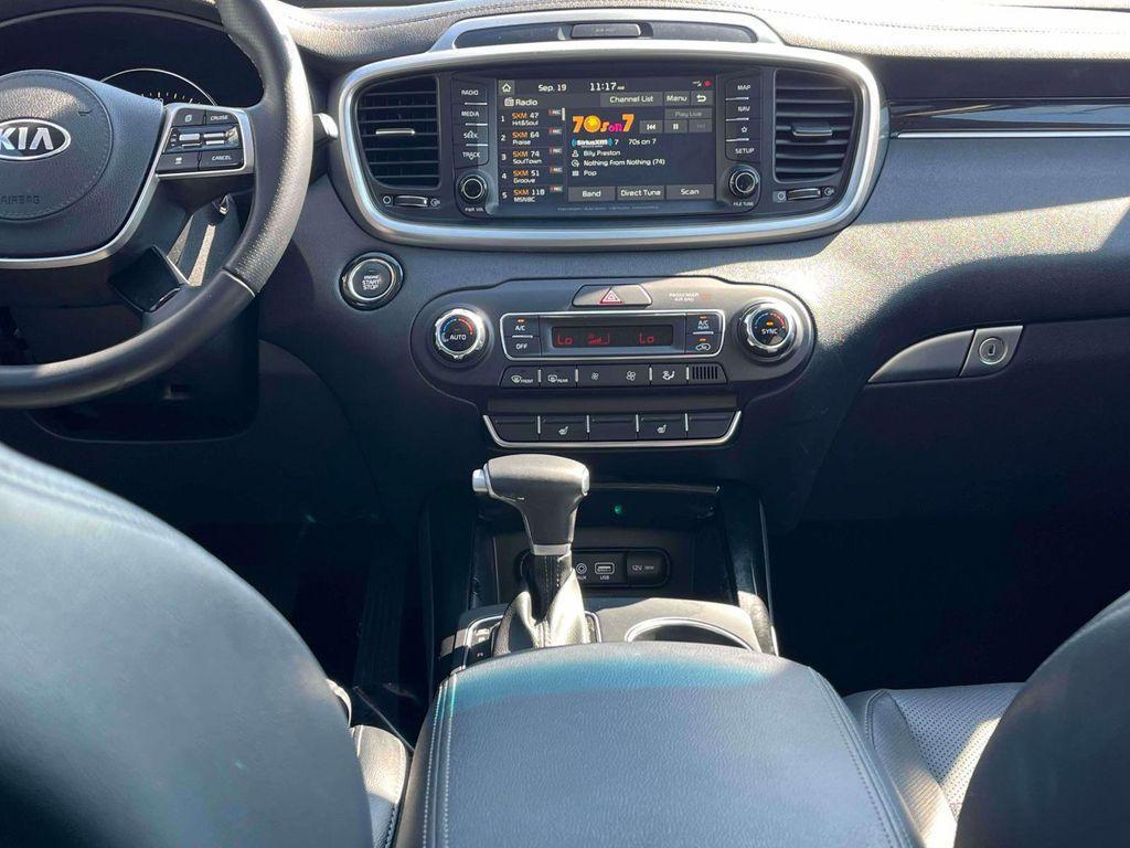 used 2020 Kia Sorento car, priced at $21,486