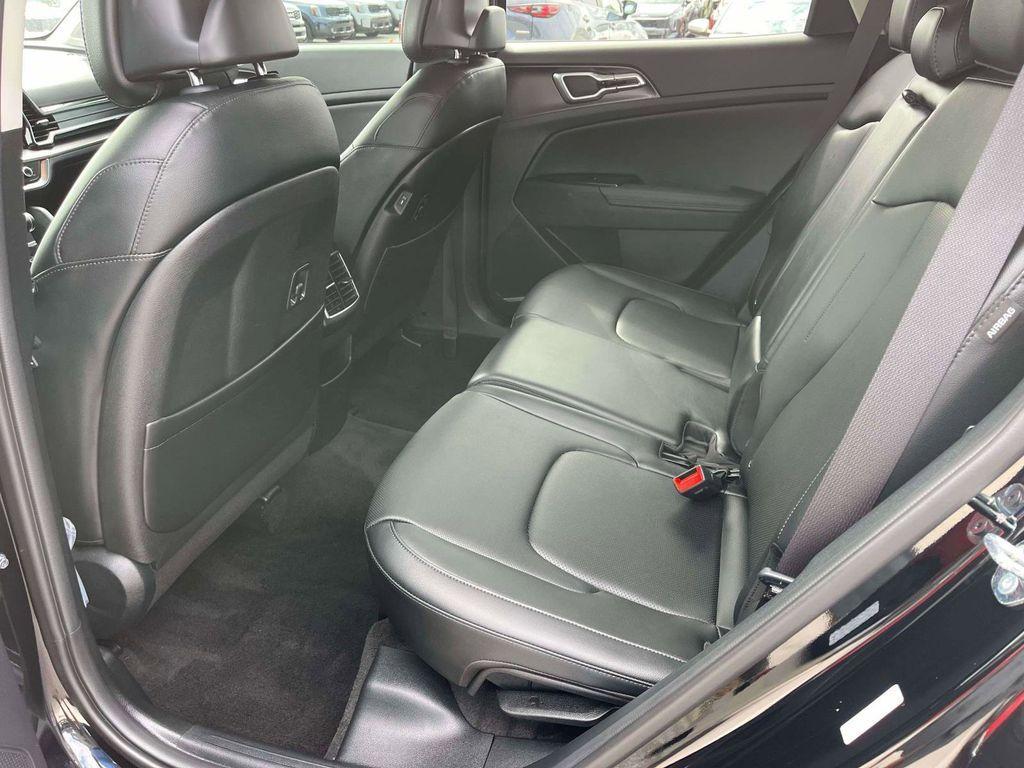 used 2025 Kia Sportage car, priced at $25,989