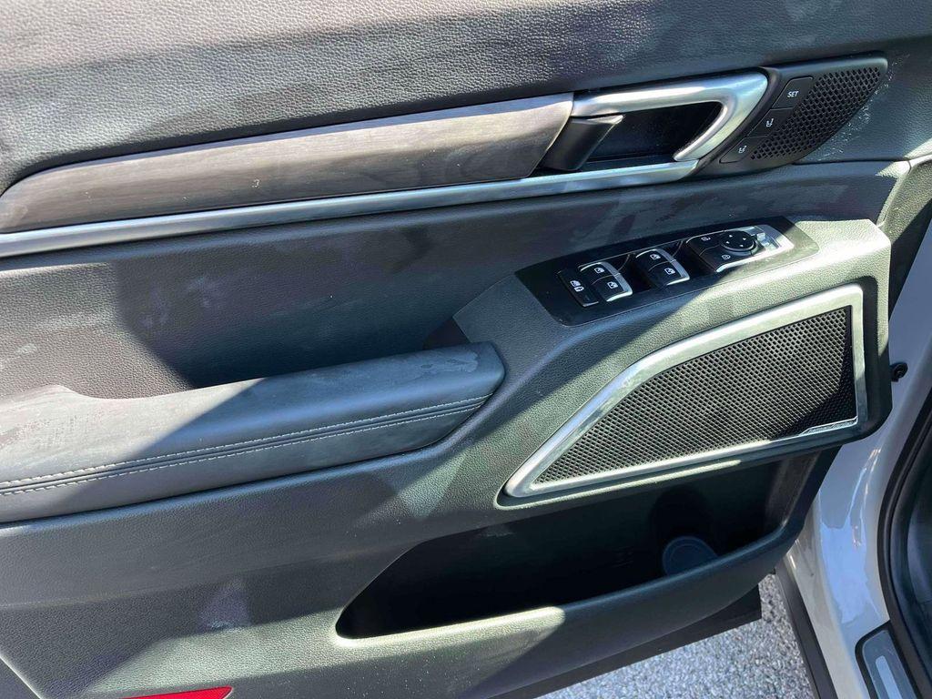 used 2025 Kia Telluride car, priced at $47,888