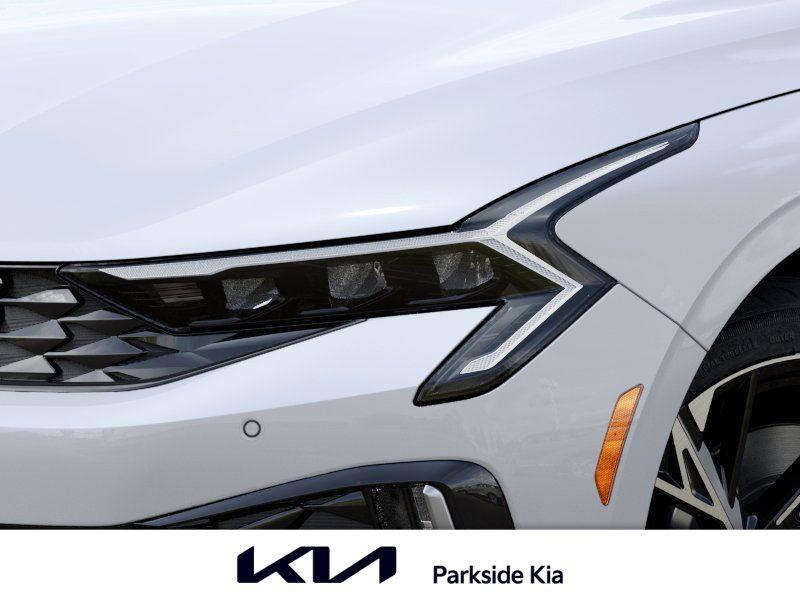new 2025 Kia K5 car, priced at $30,428