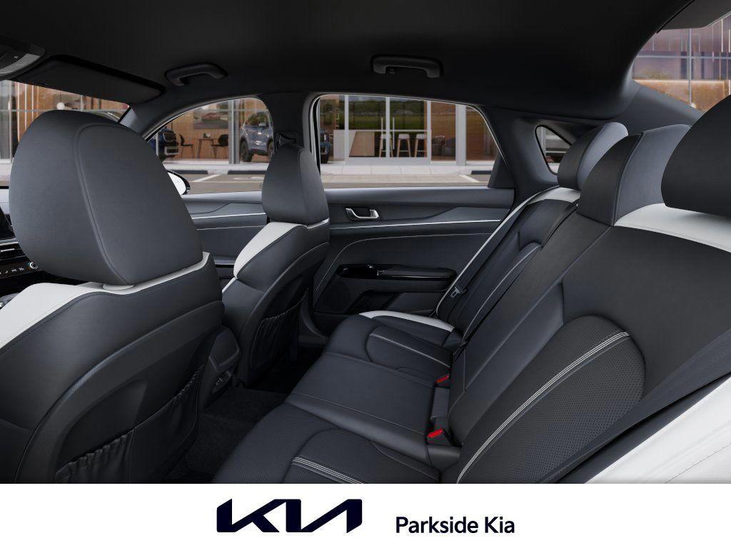 new 2025 Kia K5 car, priced at $30,428
