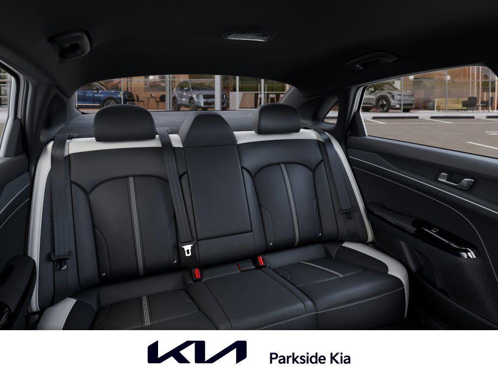 new 2025 Kia K5 car, priced at $30,428