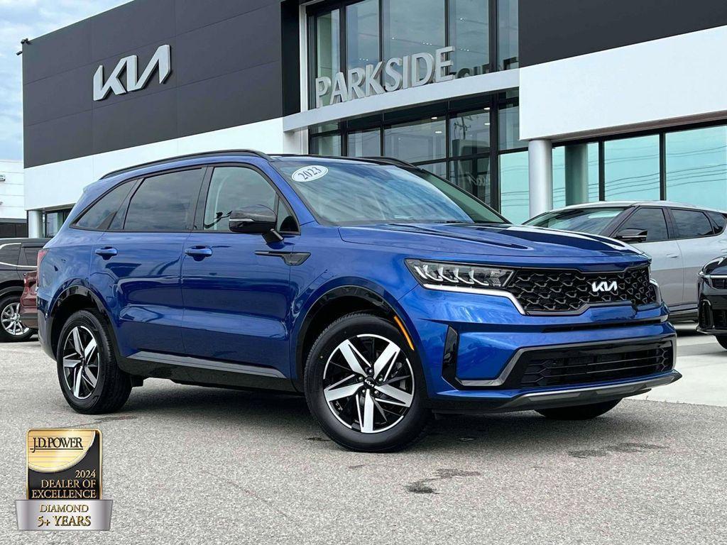 used 2023 Kia Sorento car, priced at $24,489
