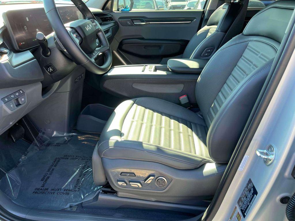 used 2024 Kia EV9 car, priced at $44,989