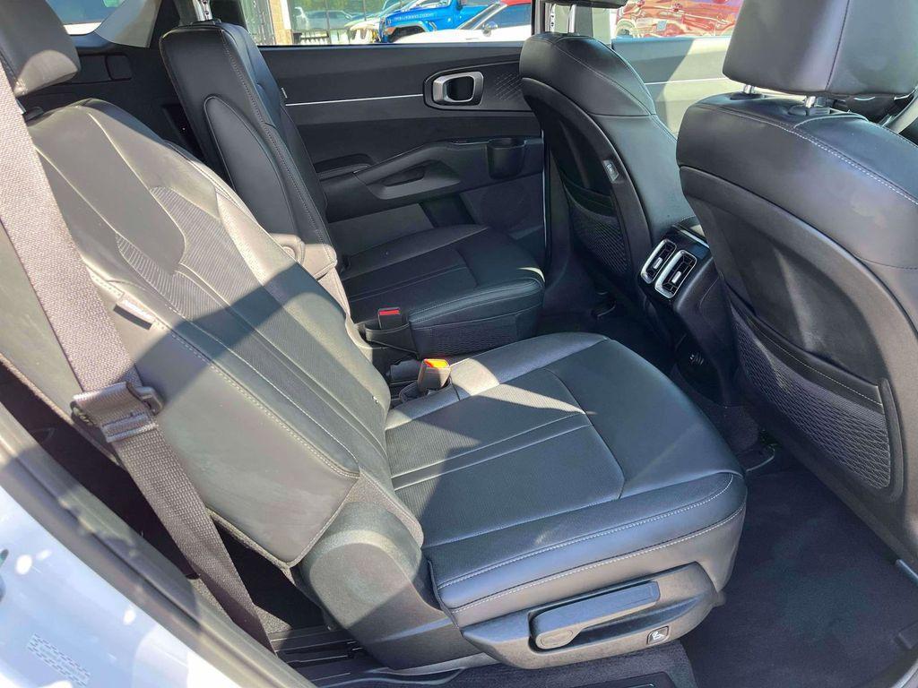 used 2025 Kia Sorento car, priced at $37,988