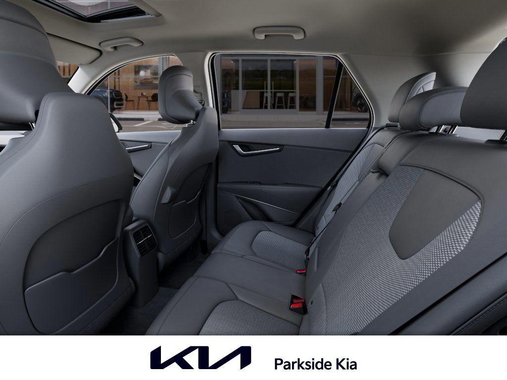 new 2025 Kia Niro car, priced at $29,648