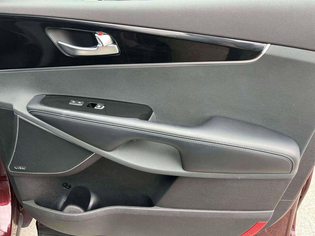 used 2018 Kia Sorento car, priced at $19,889