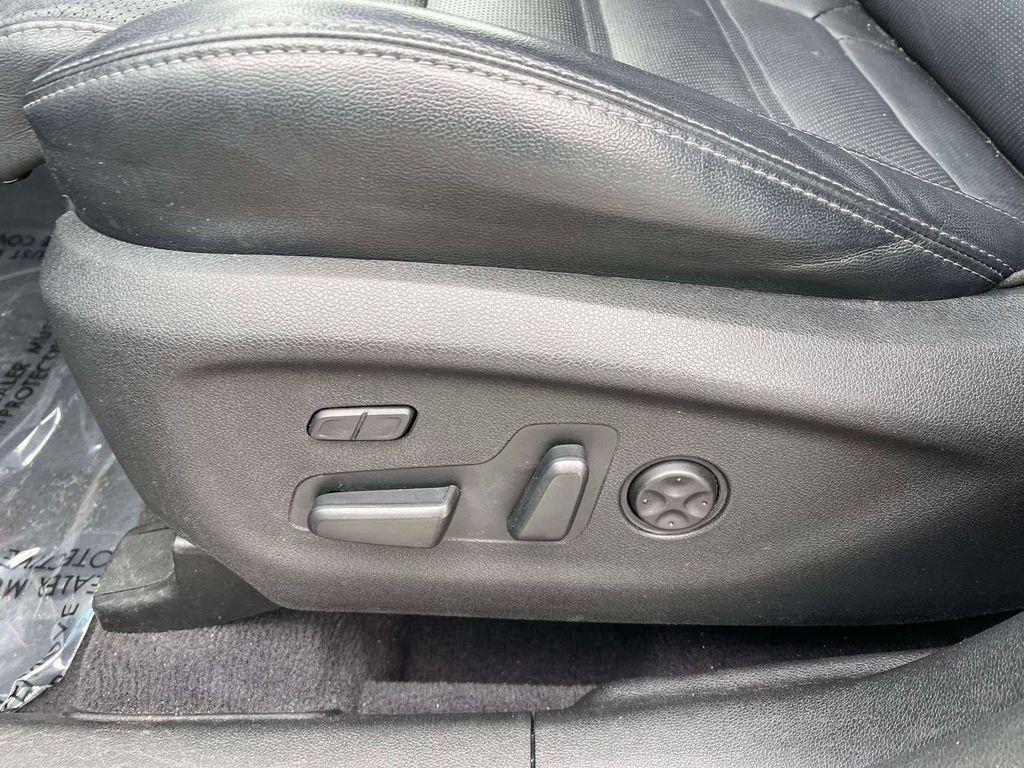 used 2018 Kia Sorento car, priced at $19,889