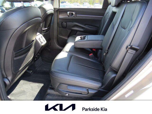 used 2021 Kia Sorento car, priced at $22,590