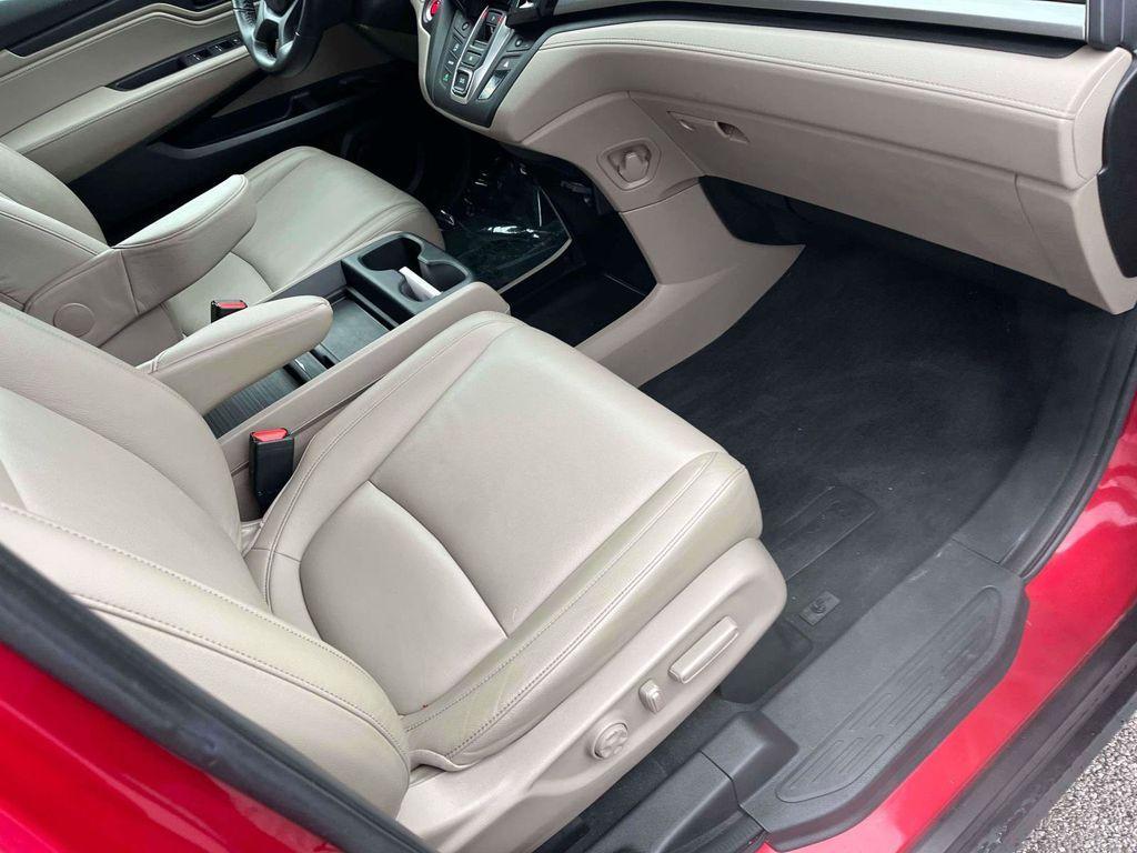 used 2023 Honda Odyssey car, priced at $31,488